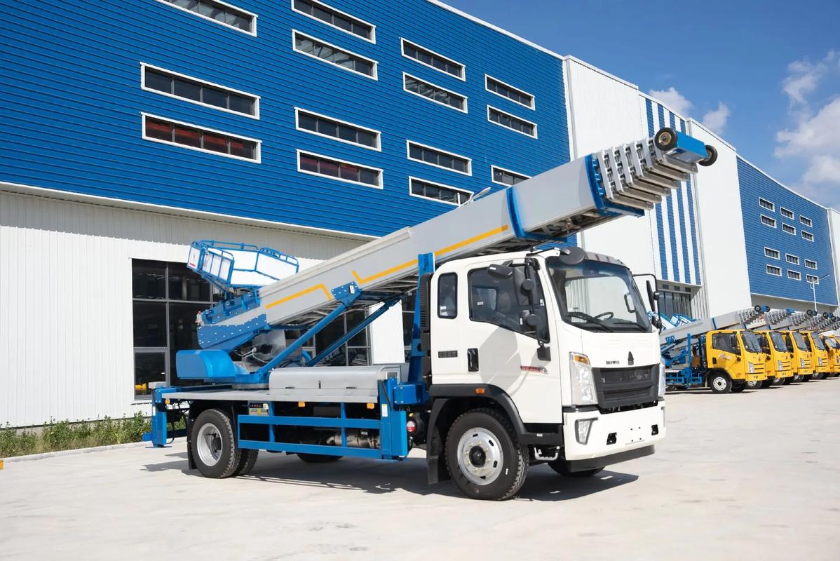 亳州出租云梯车高空作业车 建筑垃圾搬运